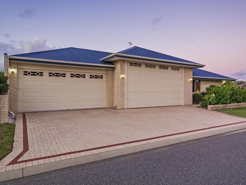 26 Harrington Waters Drive, Waikiki WA 6169