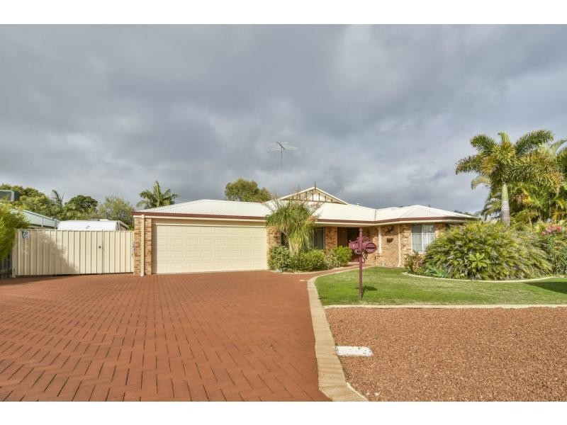 8 Lapwing Road, Coodanup WA 6210