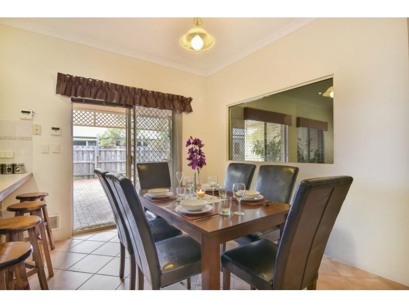 8 Lapwing Road, Coodanup WA 6210