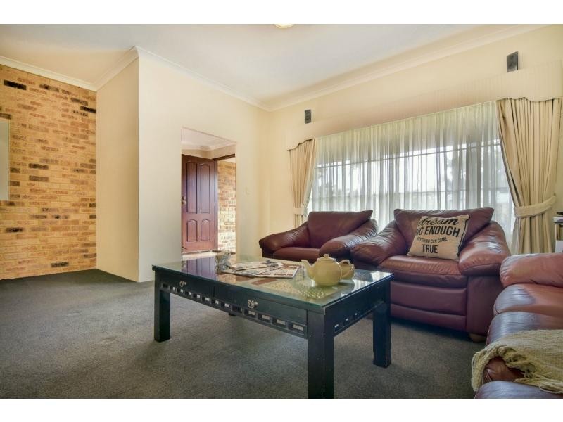 8 Lapwing Road, Coodanup WA 6210