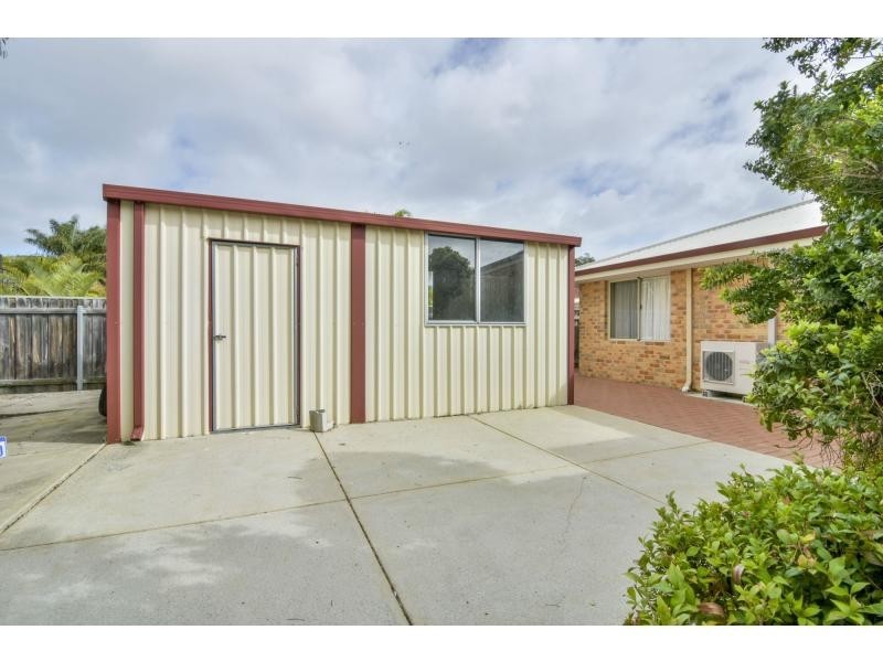 8 Lapwing Road, Coodanup WA 6210