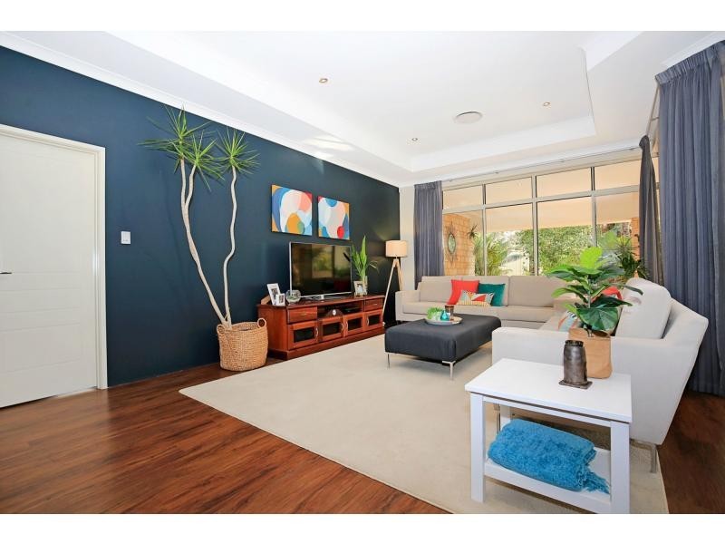 23 Ballard Meander, Lakelands WA 6180