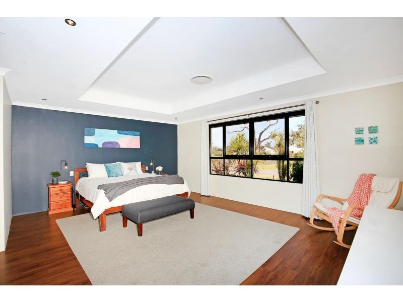 23 Ballard Meander, Lakelands WA 6180