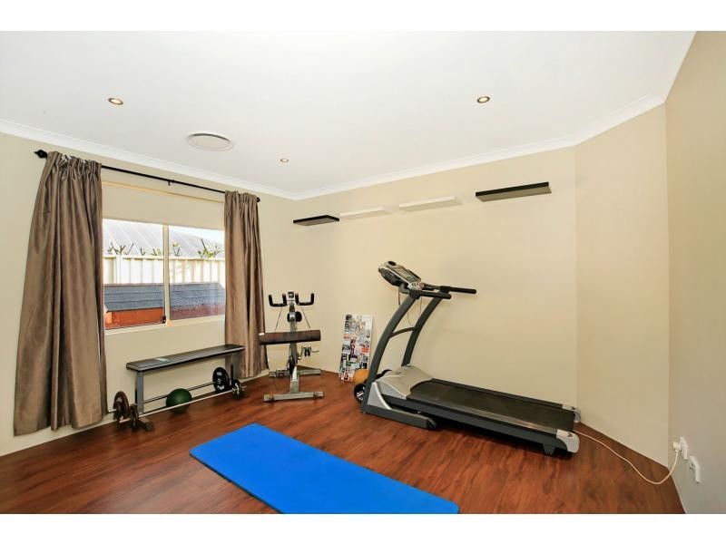 23 Ballard Meander, Lakelands WA 6180