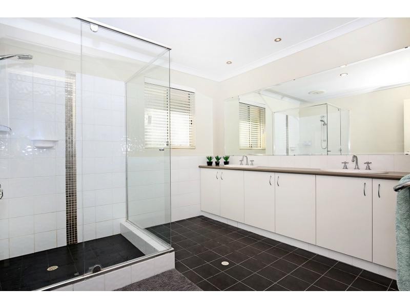 23 Ballard Meander, Lakelands WA 6180