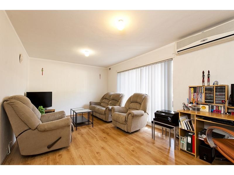 16f Wardlow Way, Balga WA 6061