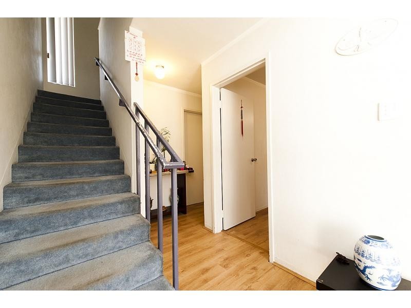 16f Wardlow Way, Balga WA 6061