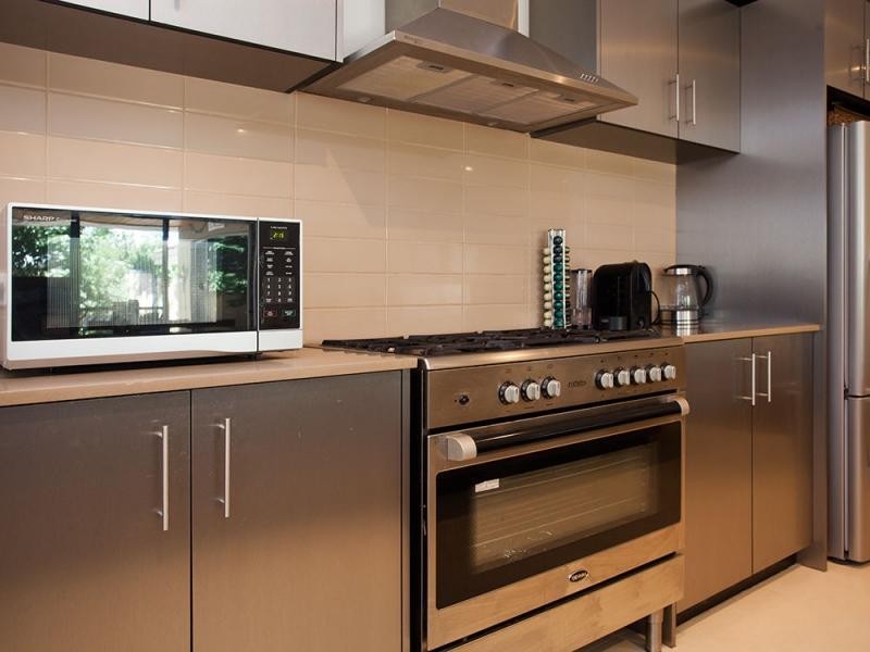 5 Grallina Way, Tapping WA 6065