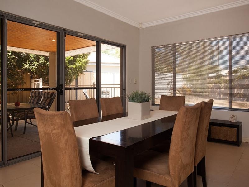 5 Grallina Way, Tapping WA 6065