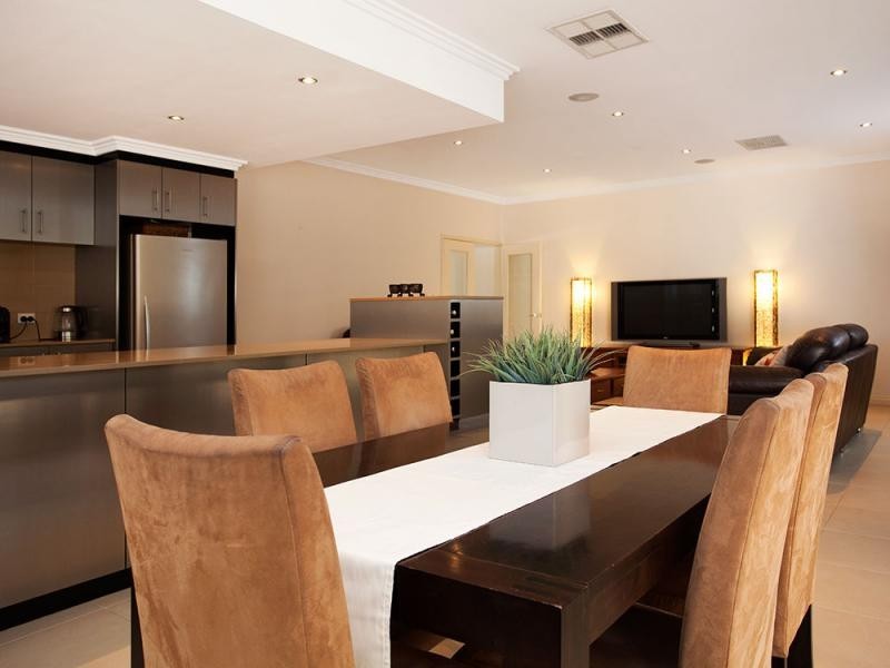 5 Grallina Way, Tapping WA 6065