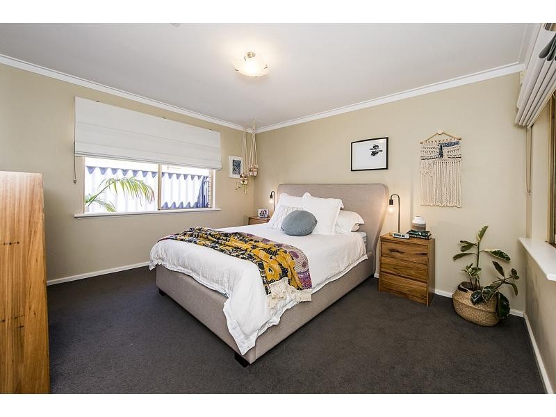 11 Fitzgerald Court, Kingsley WA 6026