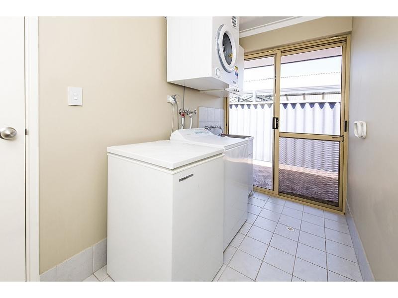 11 Fitzgerald Court, Kingsley WA 6026