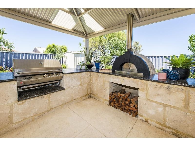 11 Fitzgerald Court, Kingsley WA 6026