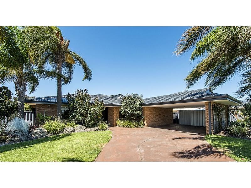 11 Fitzgerald Court, Kingsley WA 6026