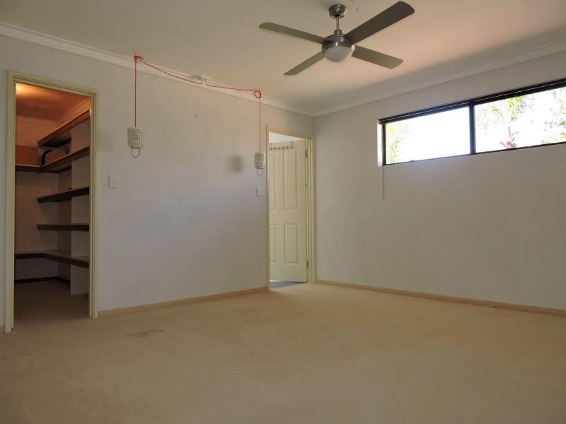 33 June Road, Safety Bay WA 6169