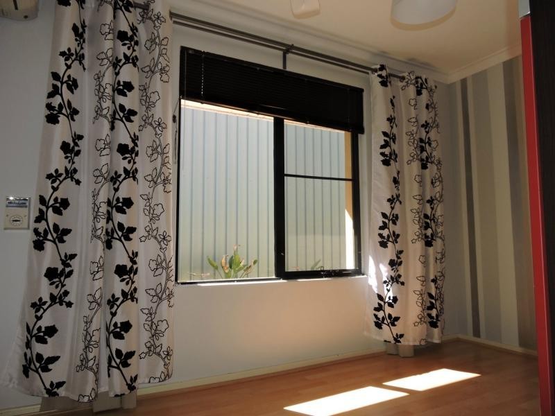 33 June Road, Safety Bay WA 6169