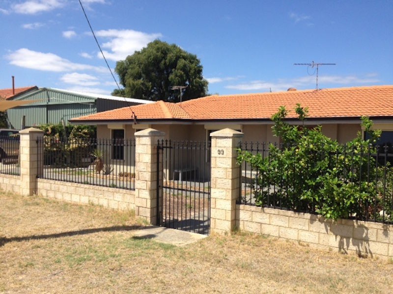 33 June Road, Safety Bay WA 6169