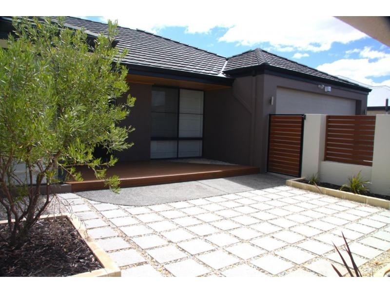 16 Ballarat Court, Eaton WA 6232