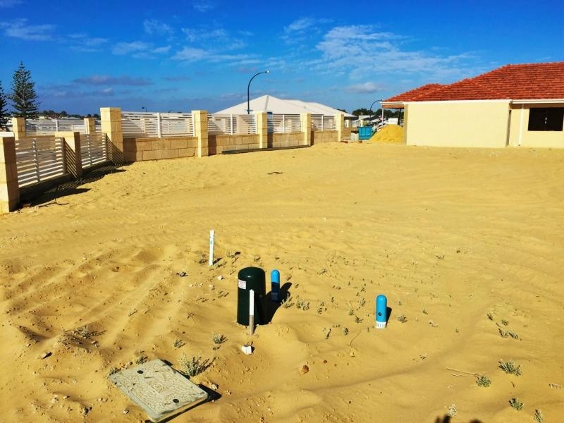 44 Acerosa Boulevard, Halls Head WA 6210