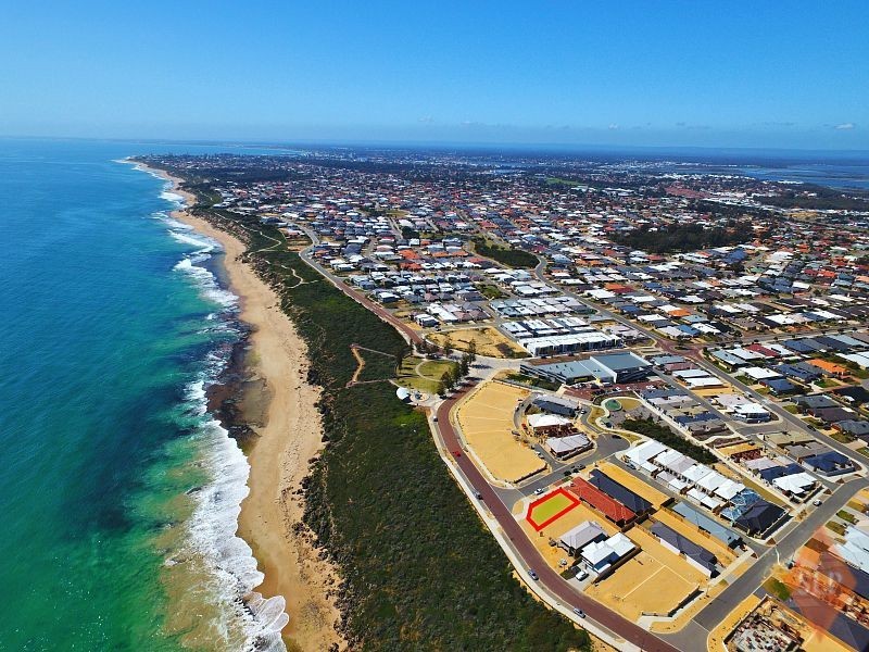 44 Acerosa Boulevard, Halls Head WA 6210