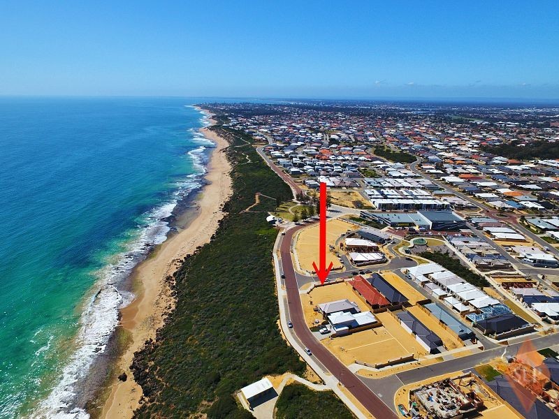 44 Acerosa Boulevard, Halls Head WA 6210
