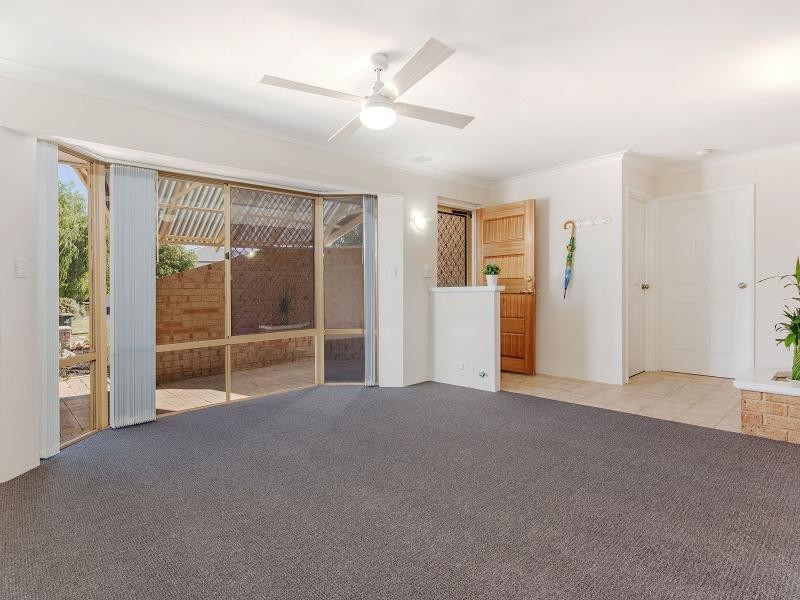14 Ledger Street, Warnbro WA 6169