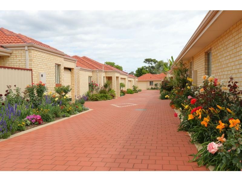 6/149 Hale Road, Forrestfield WA 6058