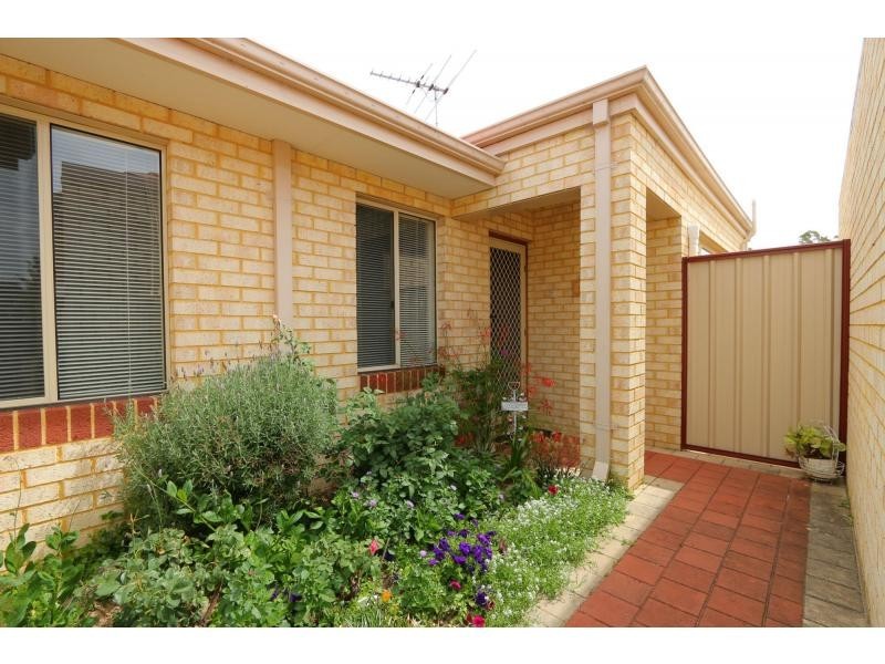 6/149 Hale Road, Forrestfield WA 6058