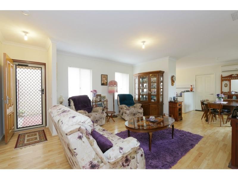 6/149 Hale Road, Forrestfield WA 6058