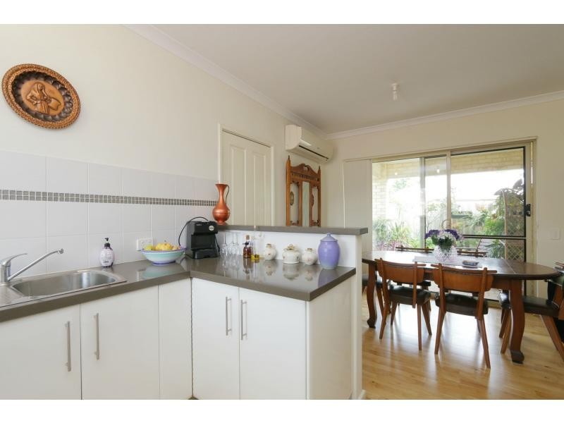 6/149 Hale Road, Forrestfield WA 6058