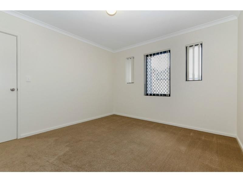 8/2 Camberwell Road, Balga WA 6061