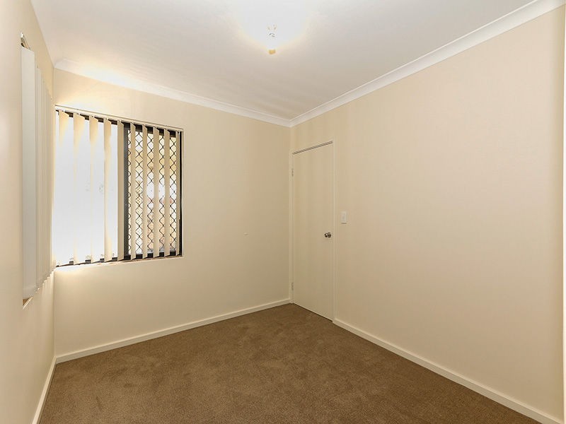 8/2 Camberwell Road, Balga WA 6061
