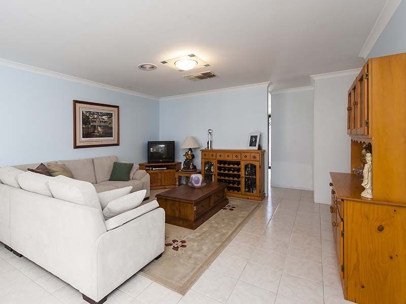 183 Currie Street, Warnbro WA 6169