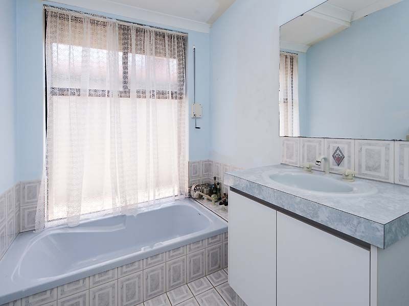 183 Currie Street, Warnbro WA 6169