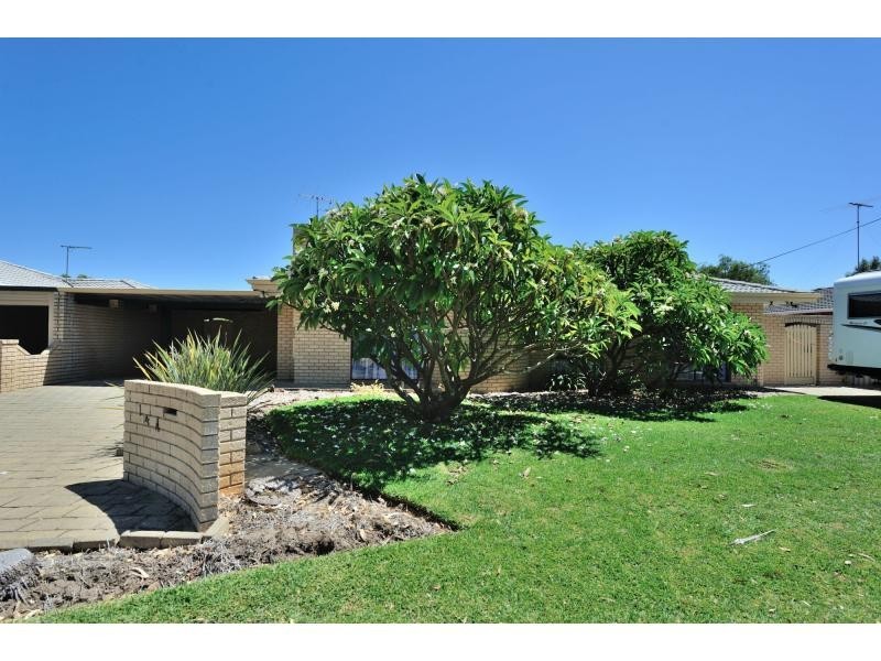 14A Mariner Place, Cooloongup WA 6168