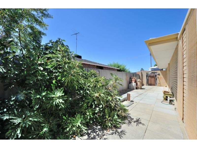 14A Mariner Place, Cooloongup WA 6168