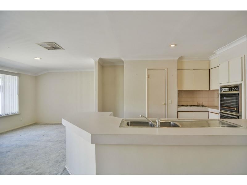 10 Pepper Close, Ballajura WA 6066