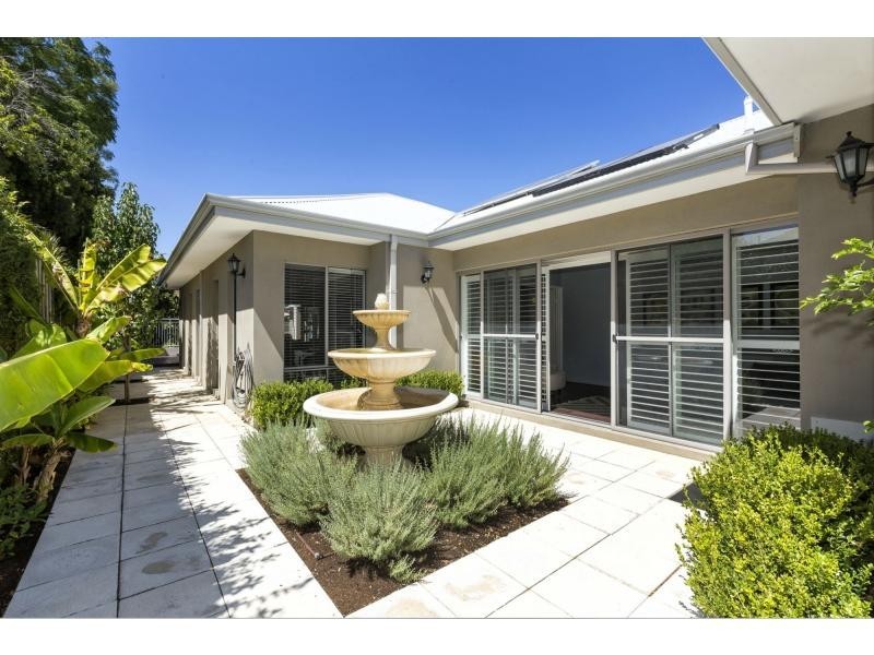 26 McDonald Street, Como WA 6152