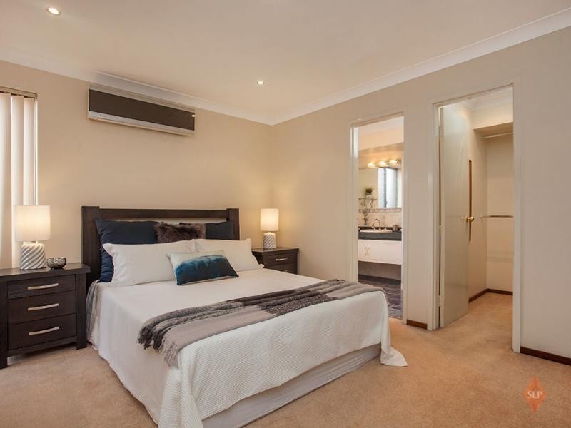 33 Ewing Avenue, Bull Creek WA 6149