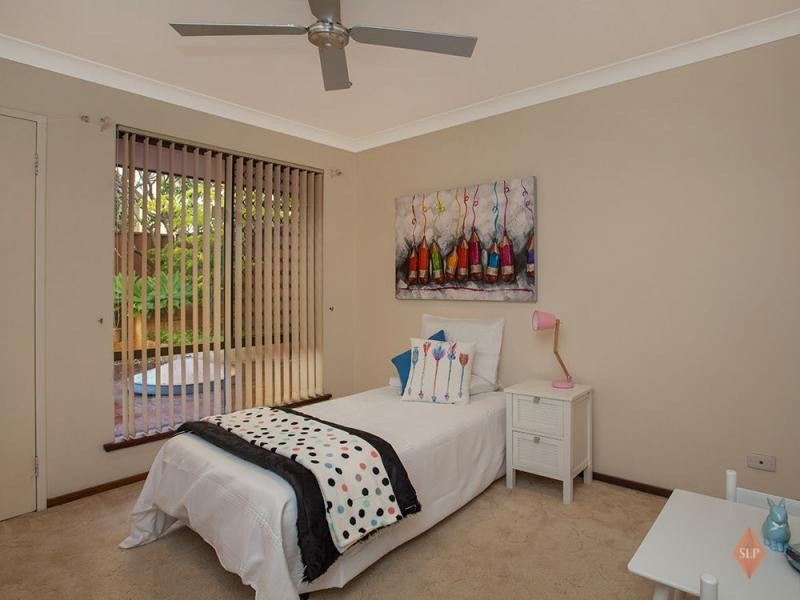 33 Ewing Avenue, Bull Creek WA 6149