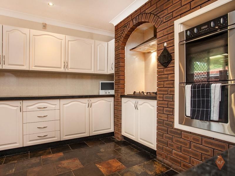 33 Ewing Avenue, Bull Creek WA 6149