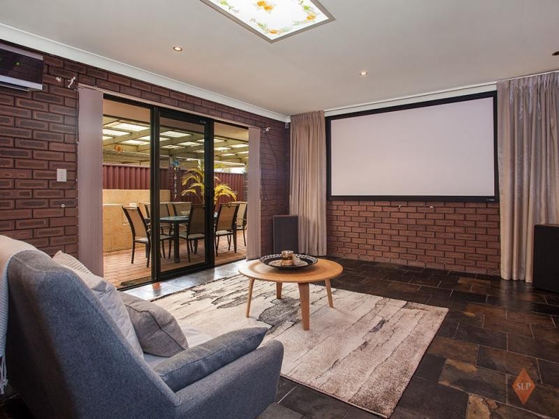 33 Ewing Avenue, Bull Creek WA 6149