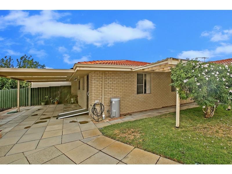 8B Mersey Place, Beechboro WA 6063