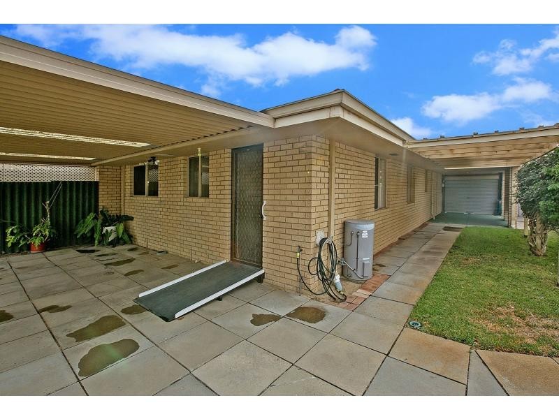 8B Mersey Place, Beechboro WA 6063