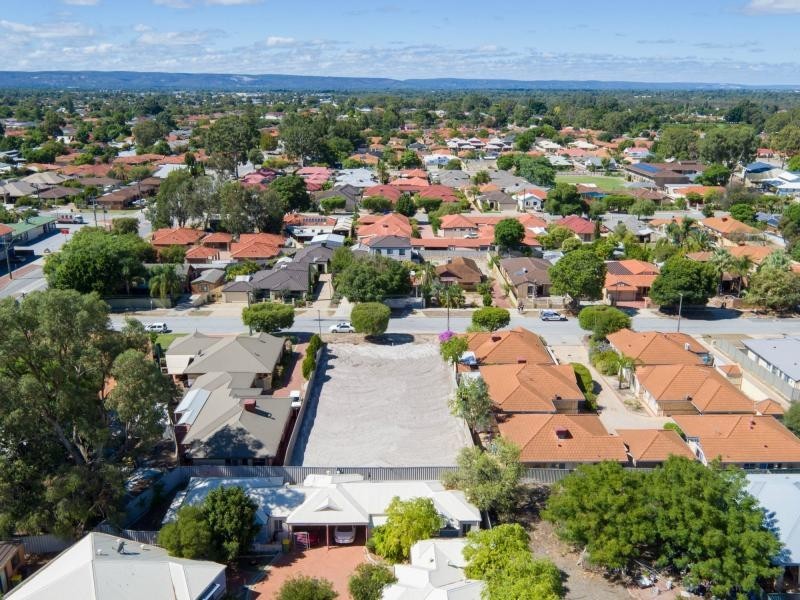 47A Pitt Street, St James WA 6102