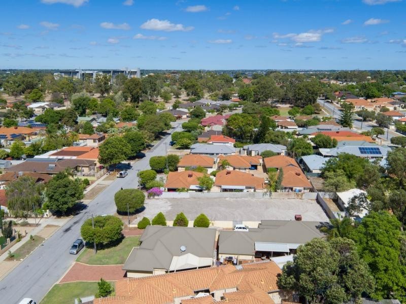 47A Pitt Street, St James WA 6102