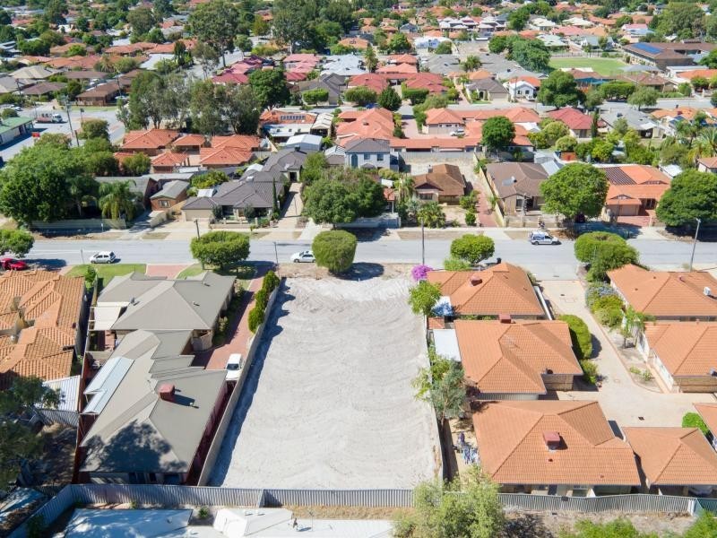 47A Pitt Street, St James WA 6102