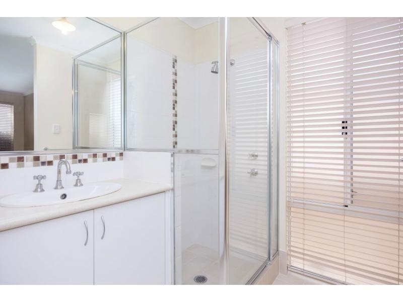 53 Tissington Drive, Darch WA 6065