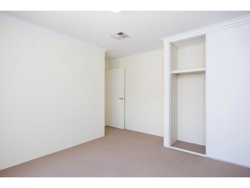 53 Tissington Drive, Darch WA 6065