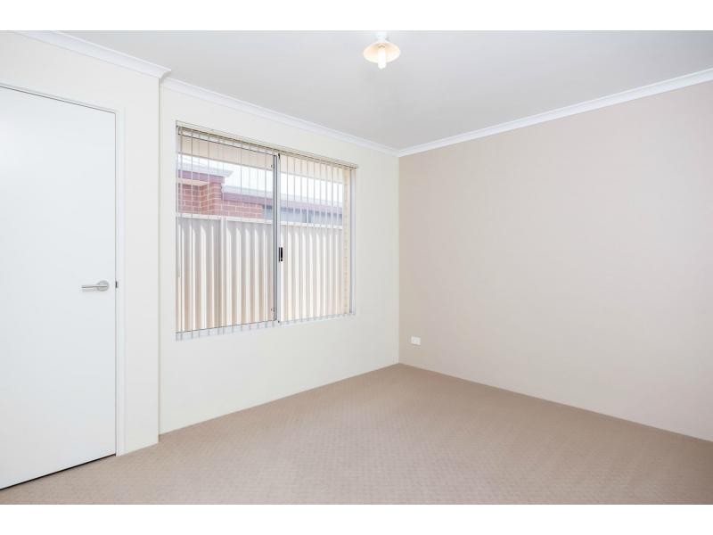 53 Tissington Drive, Darch WA 6065